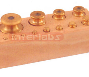 MASSES SET. KNOBBED. ACCURATE Capacity 500g-1 x 200g, 2 x 100g, 1 x 50g, 1 x 20g, 2 x 10g, 1 x 5g, 2 x 2g, 1 x 1g
